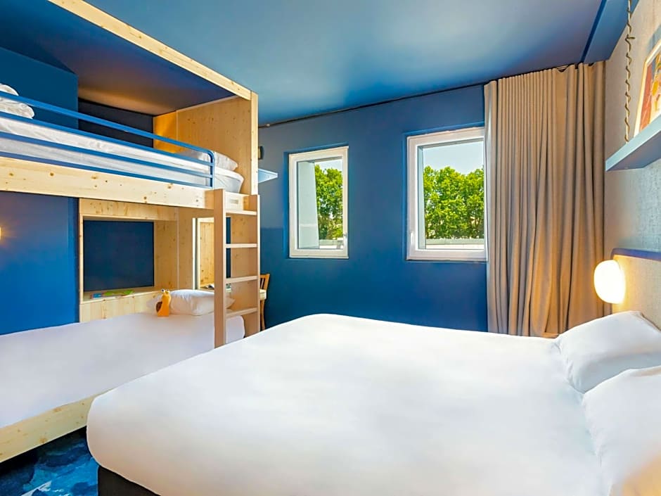 greet hotel Salon de Provence