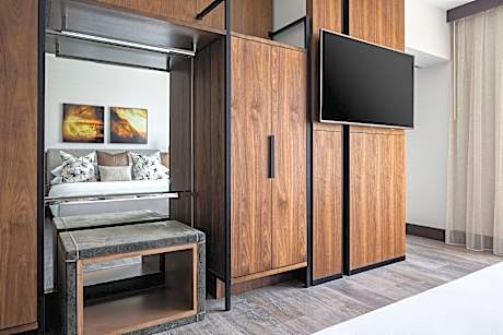 One Bedroom Suite, 1 Bedroom Suite, 1 King