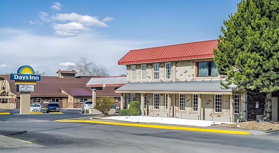 Days Inn by Wyndham Montrose