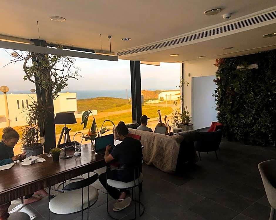 HI Arrifana Destination Hostel