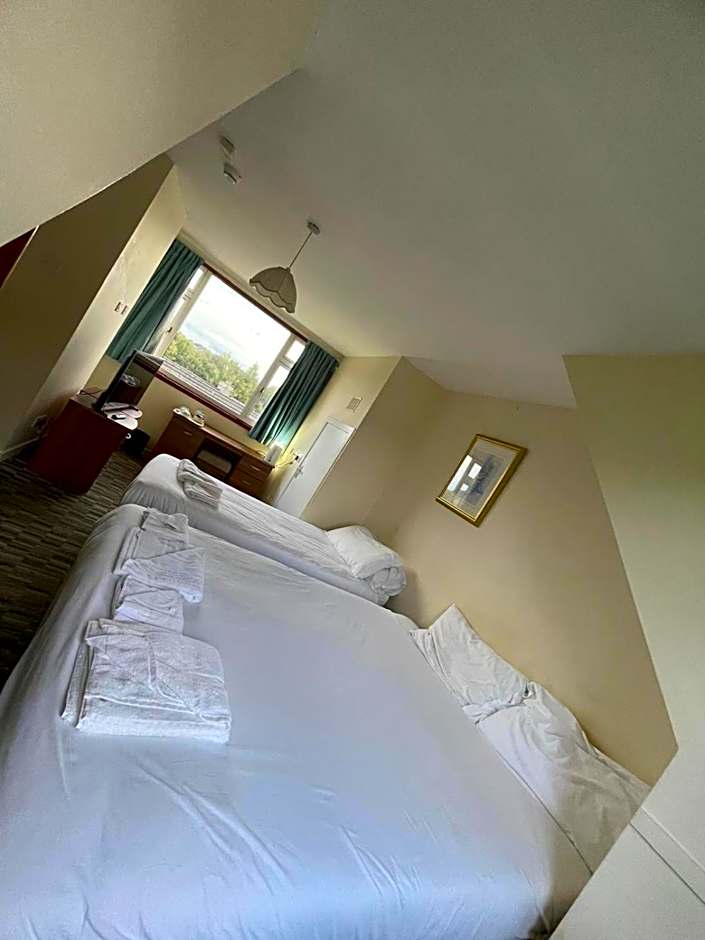 Lochway Hotel