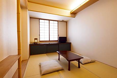 【Partly Renovated】Japanese-Style Twin Room (KIKU) - Non-Smoking - No Meals