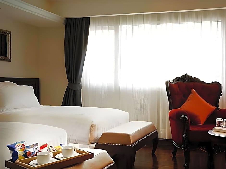 Gulliver's Tavern Hotel