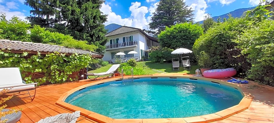 Home Suite Home Bed & Breakfast