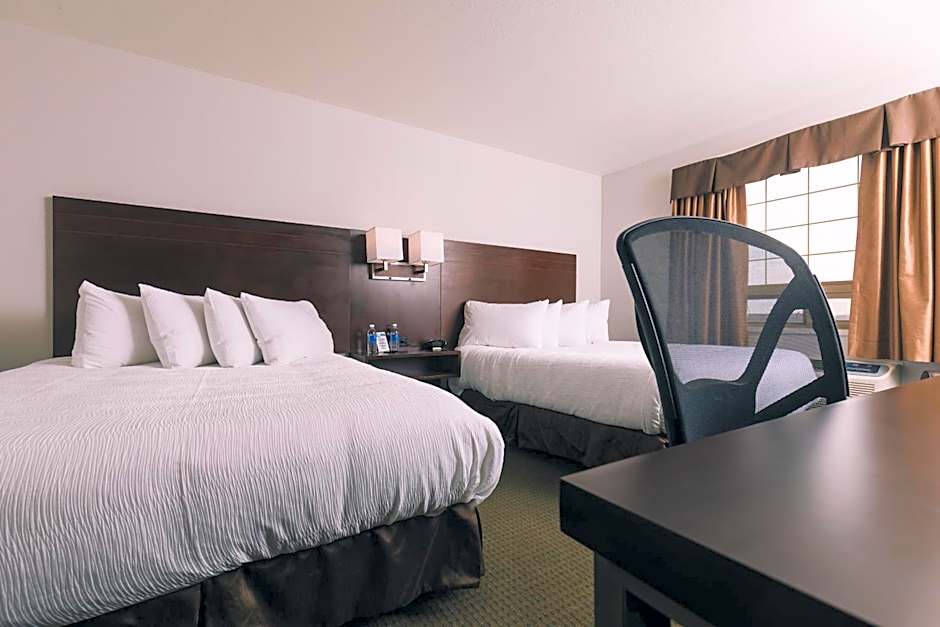 Service Plus Inns & Suites Grande Prairie