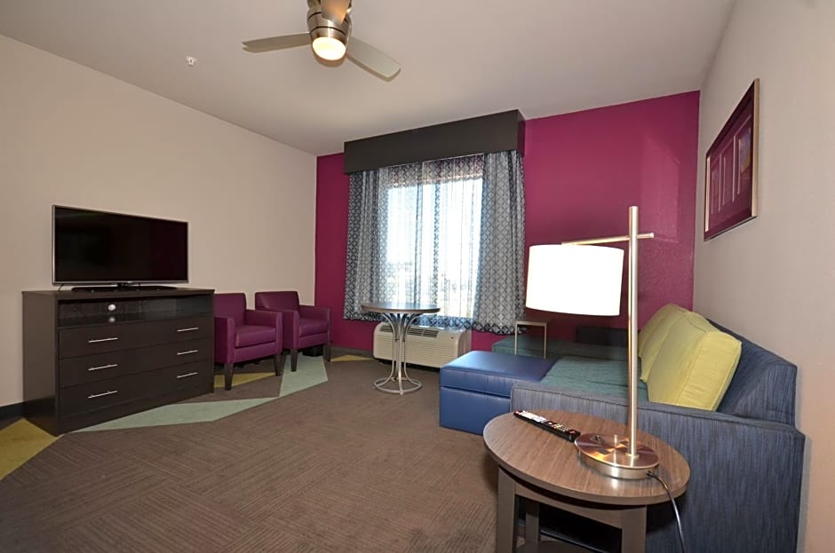 Holiday Inn Express & Suites Oklahoma City Mid - Arpt Area By IHG