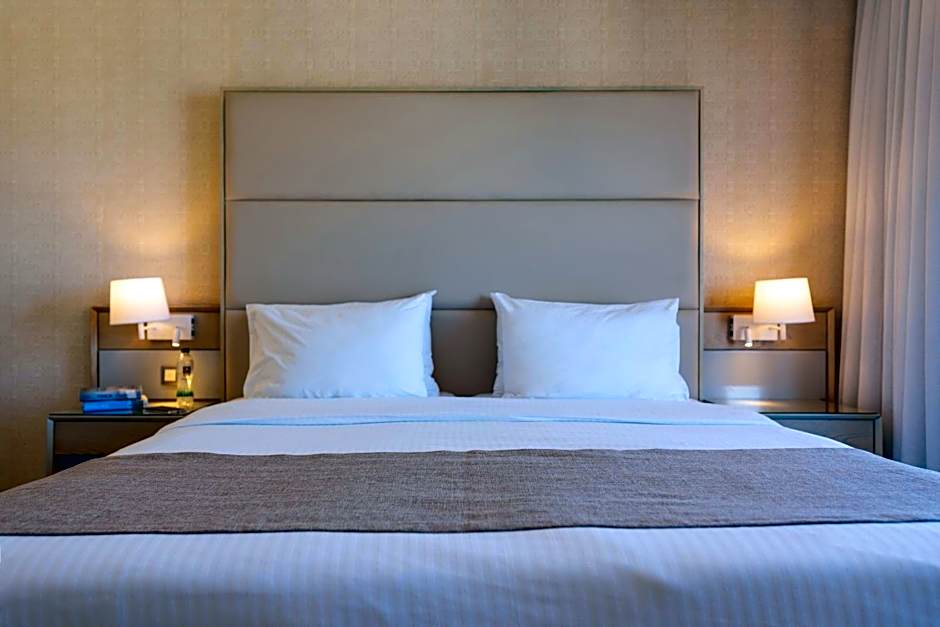Athineon Hotel