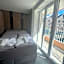 City Hotel