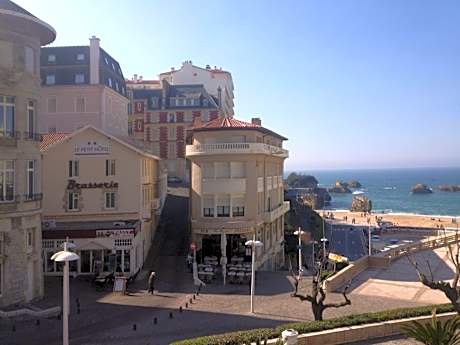 Le Petit Hôtel