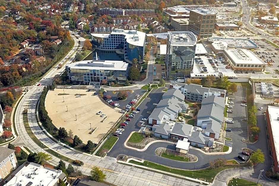 Courtyard by Marriott St. Louis Creve Coeur