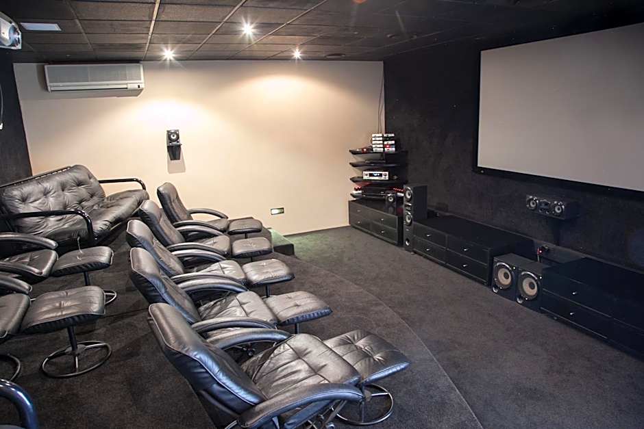 The Links Guest House