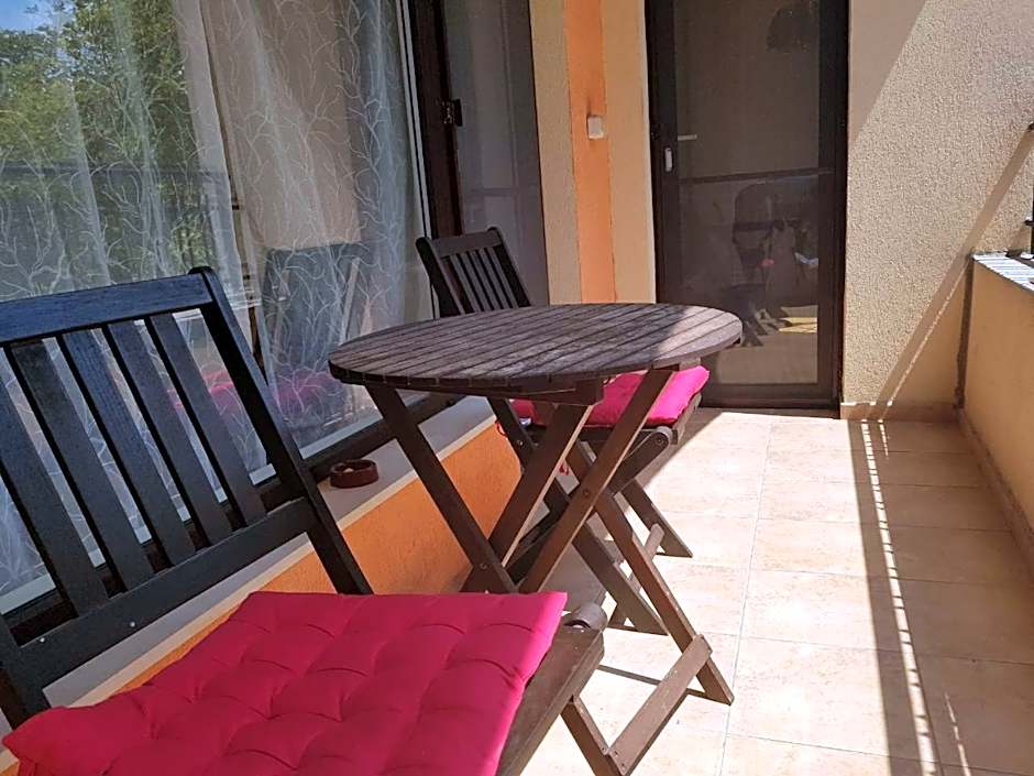 Privates, schönes und grosses Appartement in Goldstrand