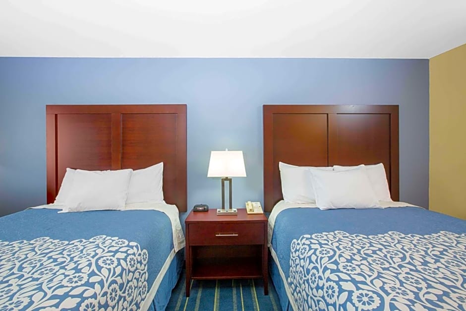 Days Inn by Wyndham Grand Island
