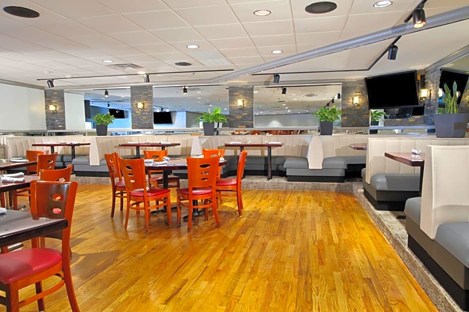DoubleTree by Hilton Mahwah