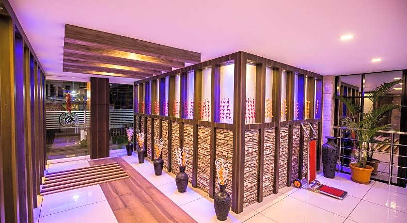 SOUTH GATE RESIDENCY