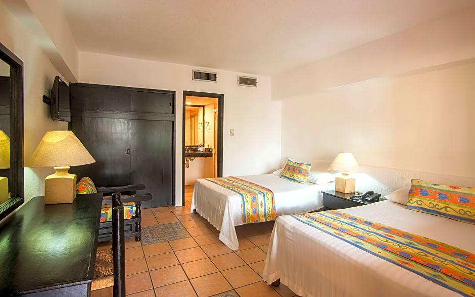 Hotel Delfin PV Beach Resort photo 63