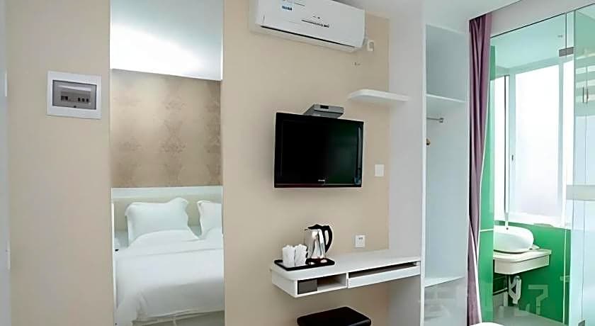 Xinghe Xinfeng Hotel Railway Station & Bus Station Branch