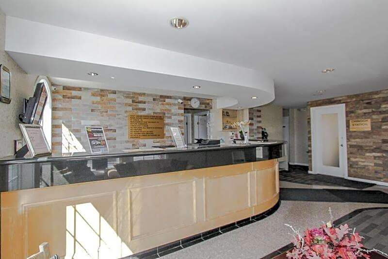 Canadas Best Value Inn Calgary Chinook Station