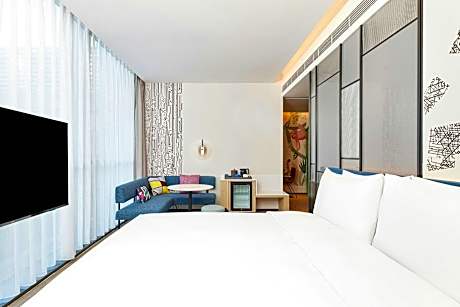 Family View Room, Guest room, 1 King, Alternate: bunk beds