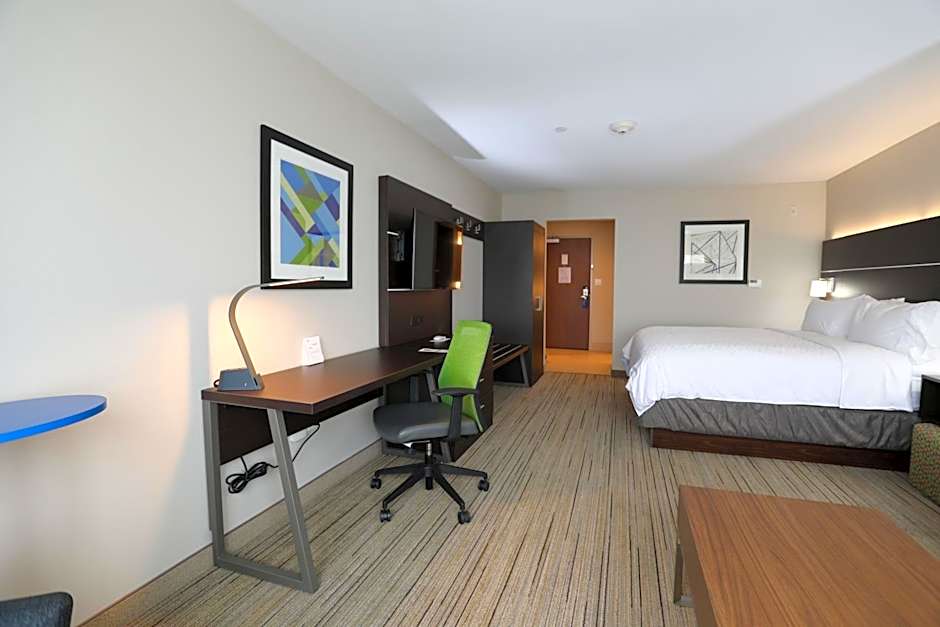 Holiday Inn Express And Suites Forney By IHG