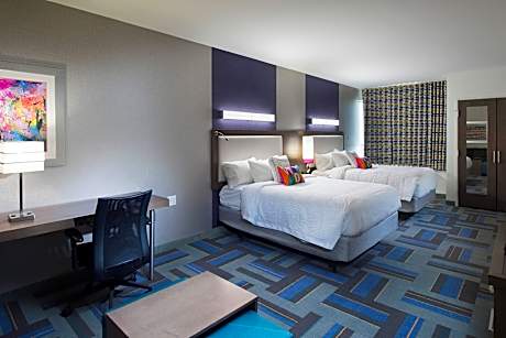 Suite, Multiple Beds (2 Queen Beds and 1 Double Sofa Bed)