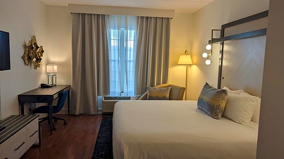 Hotel Indigo Jacksonville-Deerwood Park, an IHG Hotel
