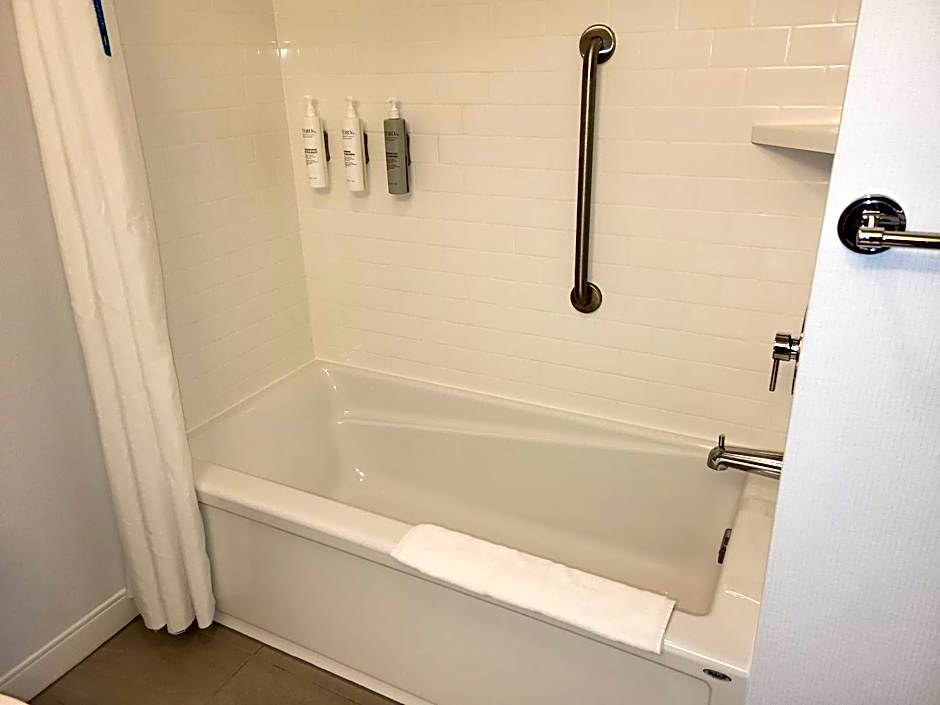 Hampton Inn - Suites by Hilton Quebec City -Saint-Romuald