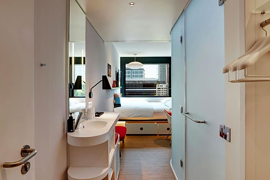 citizenM Seattle South Lake Union