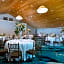 The Belamar Hotel Manhattan Beach, Tapestry Collection by Hilton
