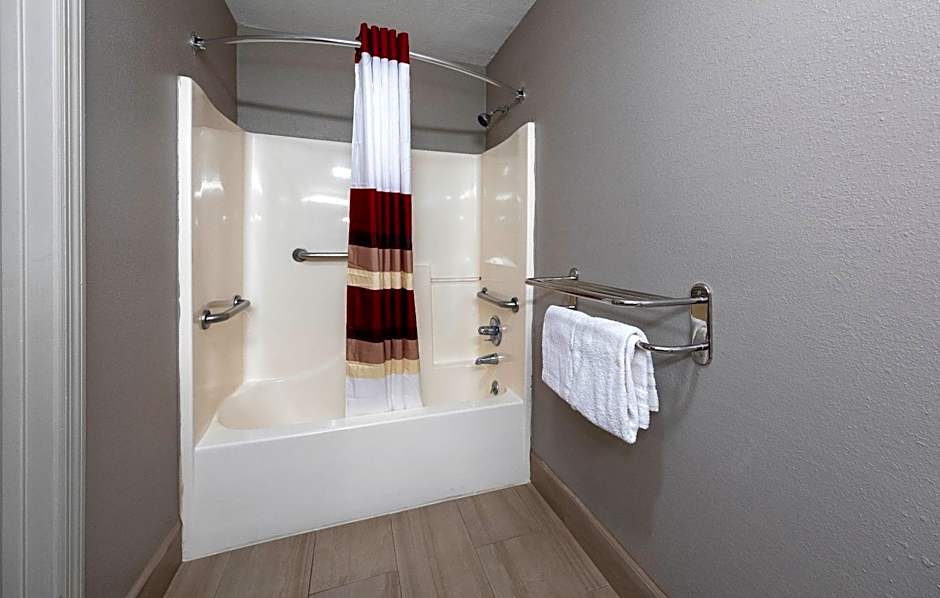 Red Roof Inn Bay Minette