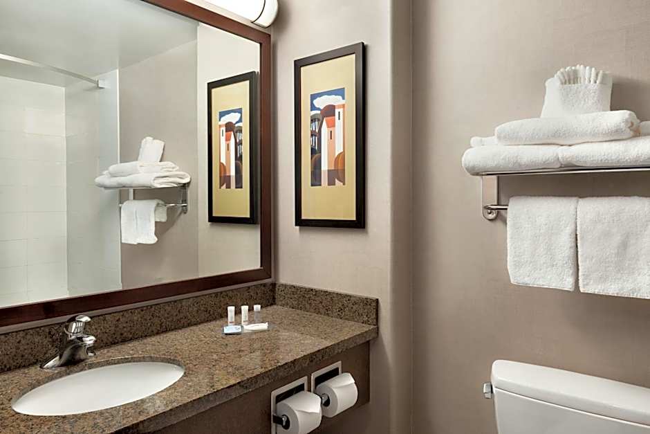 Days Inn by Wyndham Regina