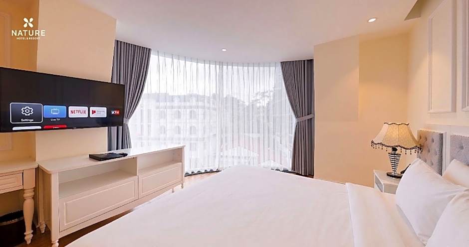 Nature Hotel - Pham Hong Thai