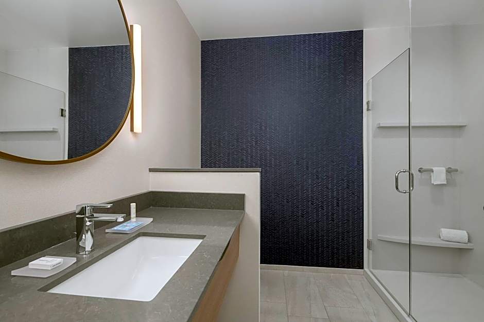 Fairfield Inn & Suites by Marriott Kenosha Pleasant Prairie