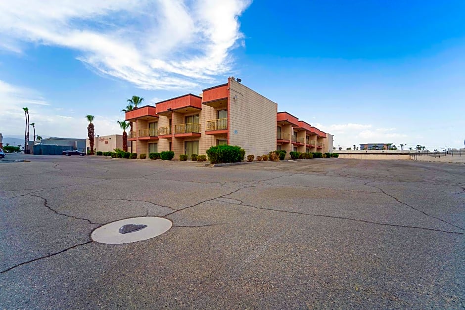 Royal Plaza Inn