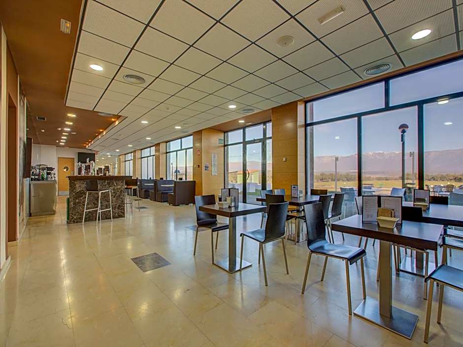 Hospedium Hotel Valles de Gredos Golf