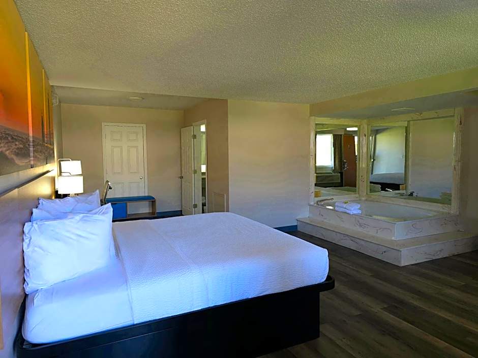 Days Inn by Wyndham Port Huron