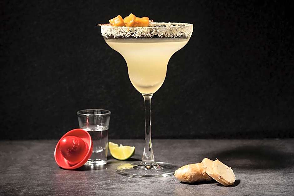 Mestyle Garage Hotel