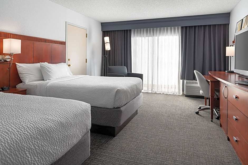 Courtyard by Marriott Pleasanton