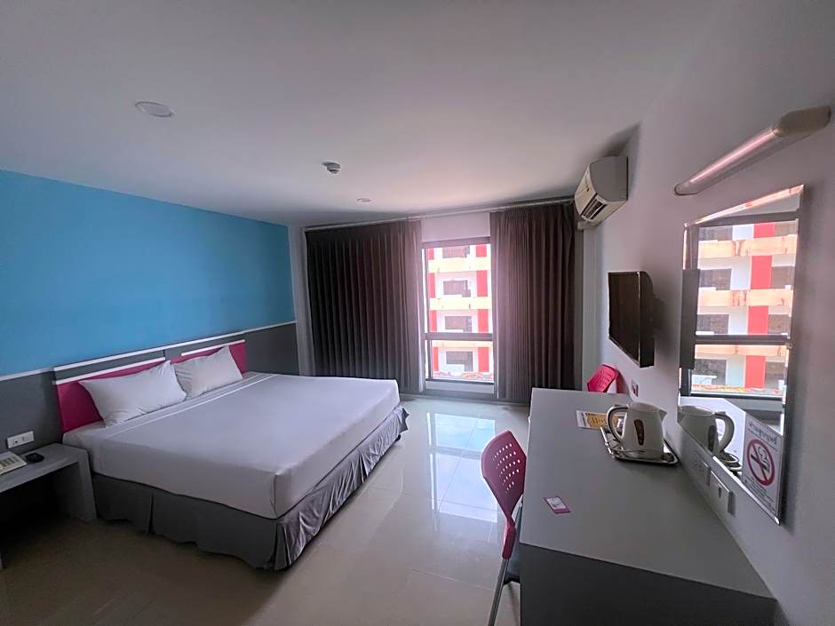 Sakura Budget Hotel