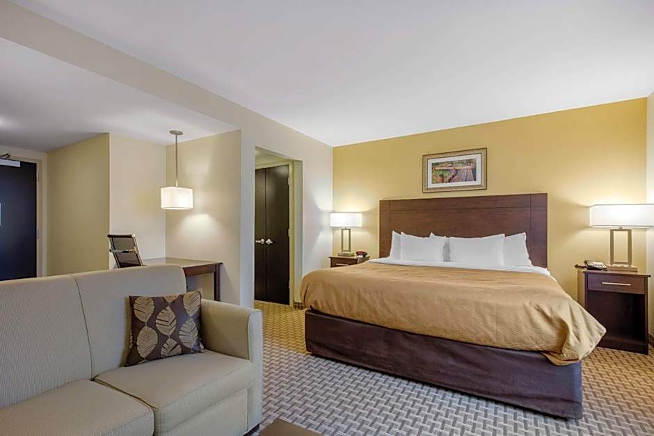 MainStay Suites St. Louis Airport