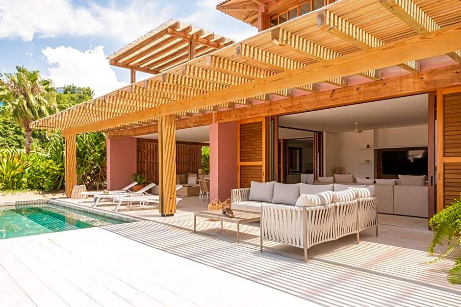 El Careyes Club & Residences
