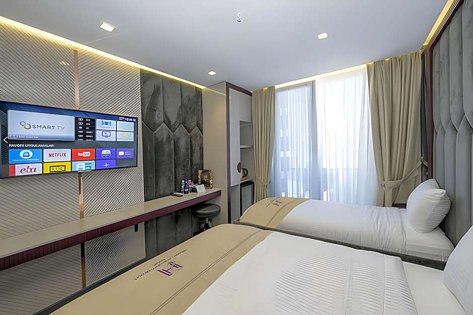 Heaven Premium Airport Hotel