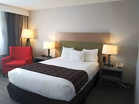1 Queen Bed, Nonsmoking