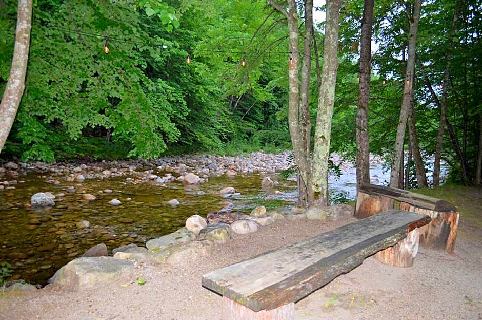 Mount Coolidge Motel