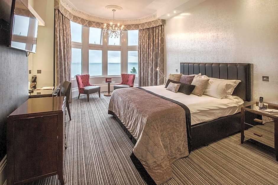 Muthu Westcliff Hotel (Near London Southend Airport)