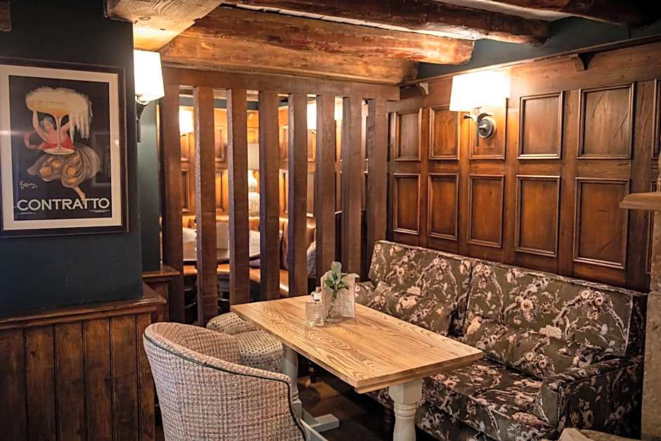 The Red Lion Inn by Chef & Brewer Collection