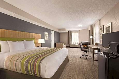 1 King Bed, Nonsmoking