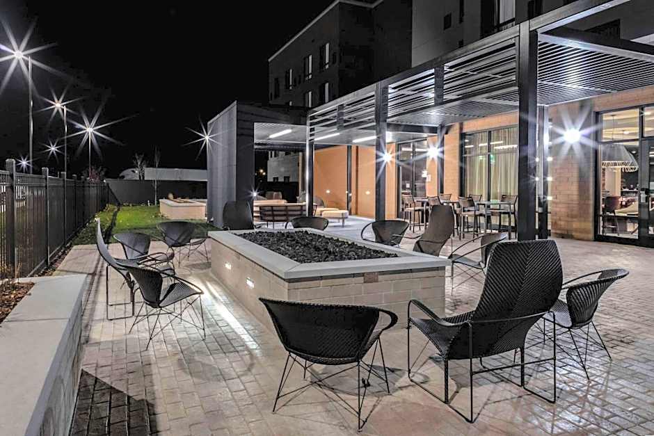 Courtyard by Marriott East Lansing Okemos