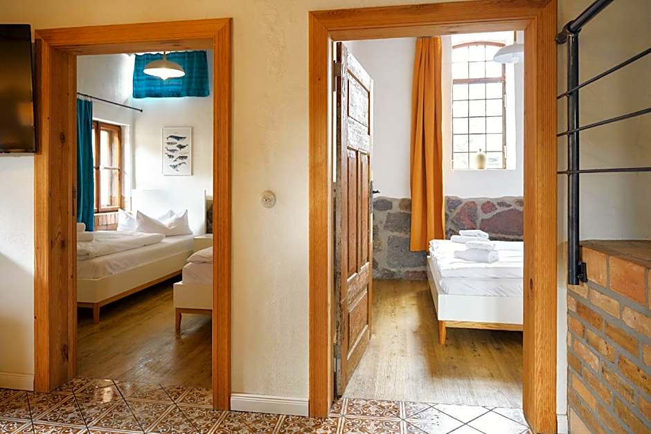 Zdjęcie 1 z 18 — Suite