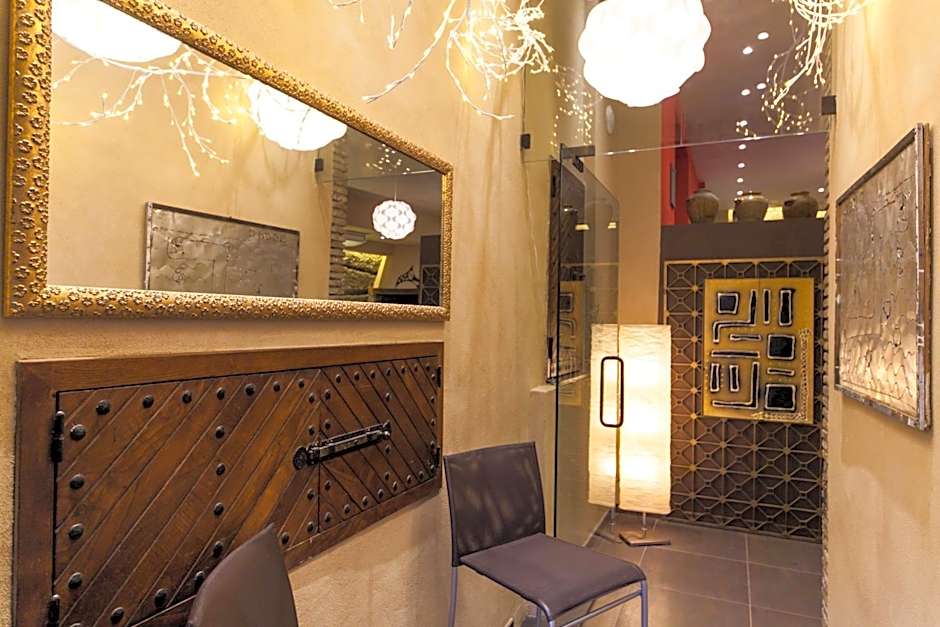 La Grotta Hotel